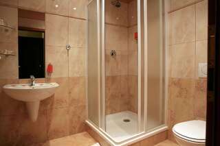 Отель Hotel Ambiente Подгорица Двухместный номер с 2 отдельными кроватями-4