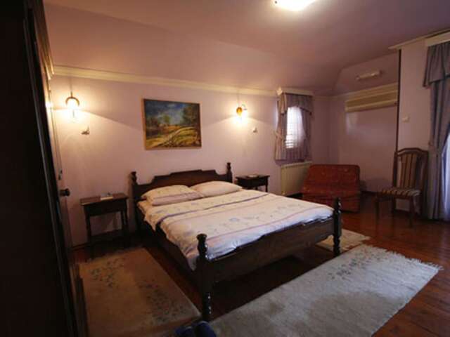 Отель Hotel Ambiente Подгорица-16